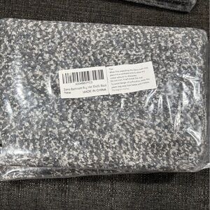 AMO Black and Gray Rug Mat